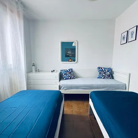 A Due Passi Dal *